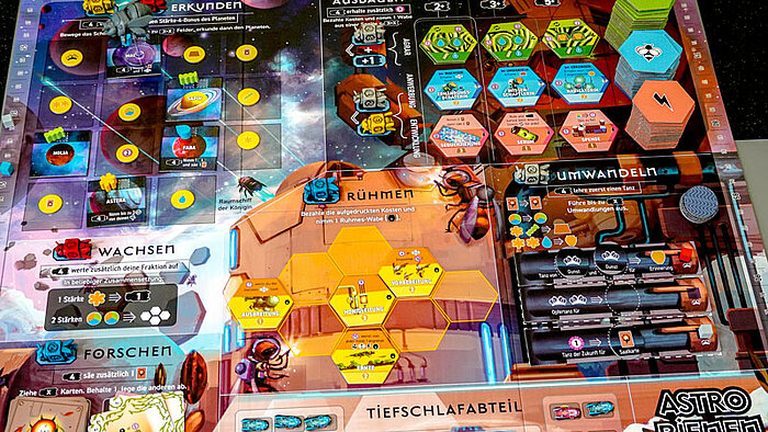 Astrobees - Astrobees - Space bees to victory? A strategic excursion into space Astrobienen-Spiel